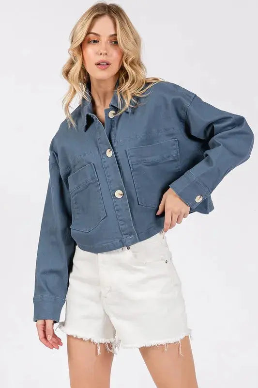 Women's Cropped Denim Jacket Denim Cropped Jacket - Button Down with Pockets - Casual Trendy